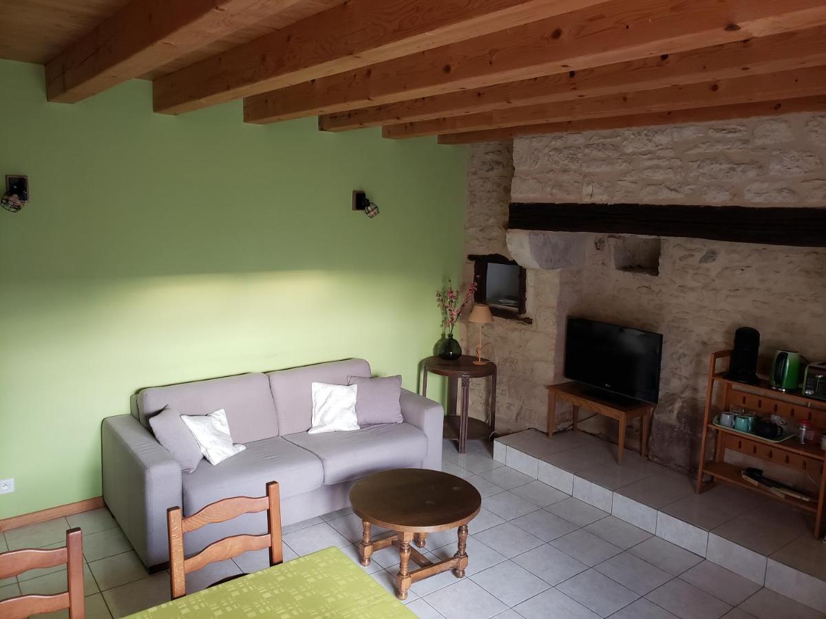 Gite Sauveterre-la-Lémance Exterior foto
